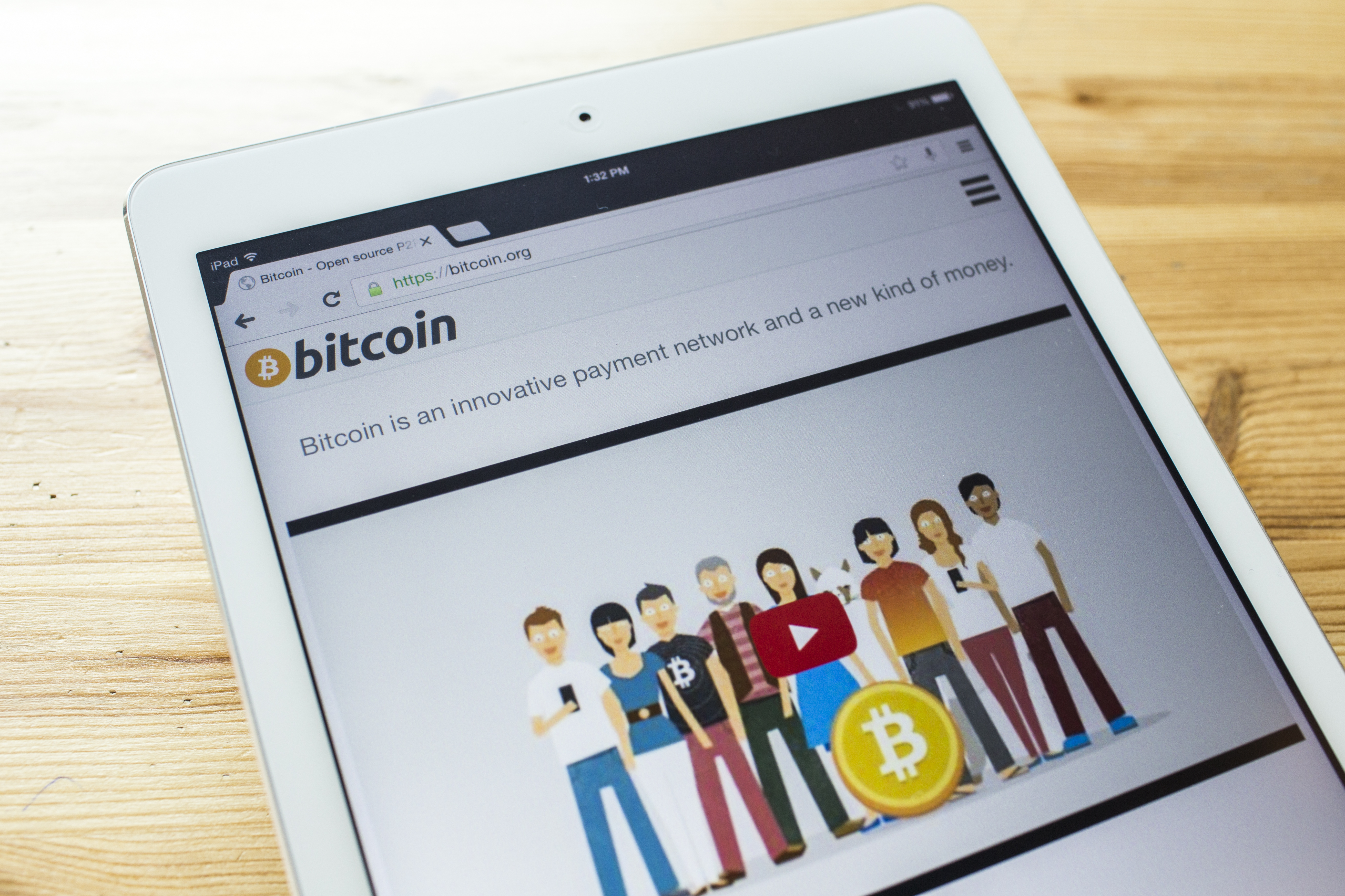 CHIANG MAI, THAILAND - SEPTEMBER 07, 2014: A bitcoin home page o